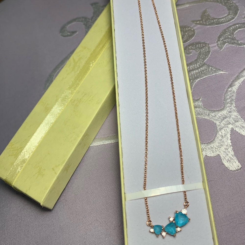 Elegant Blue and Gold Necklace